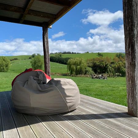 Fallow Hut Masterton Buitenkant foto